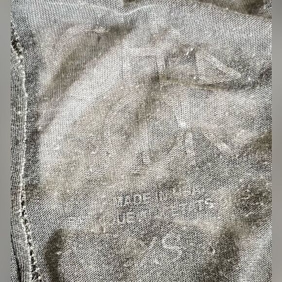 Women’s CHASOR very lightweight distressed Def Leppard t-shirt. - Picture 5 of 5